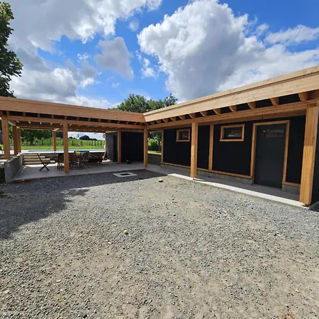 Maison 9 Personnes Pour Les événements Sportifs * Laigne-en-Belin