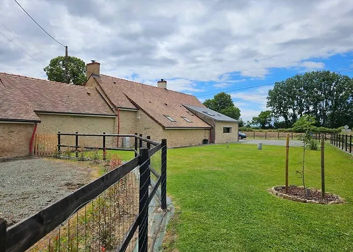 Maison 9 Personnes Pour Les événements Sportifs * Laigne-en-Belin
