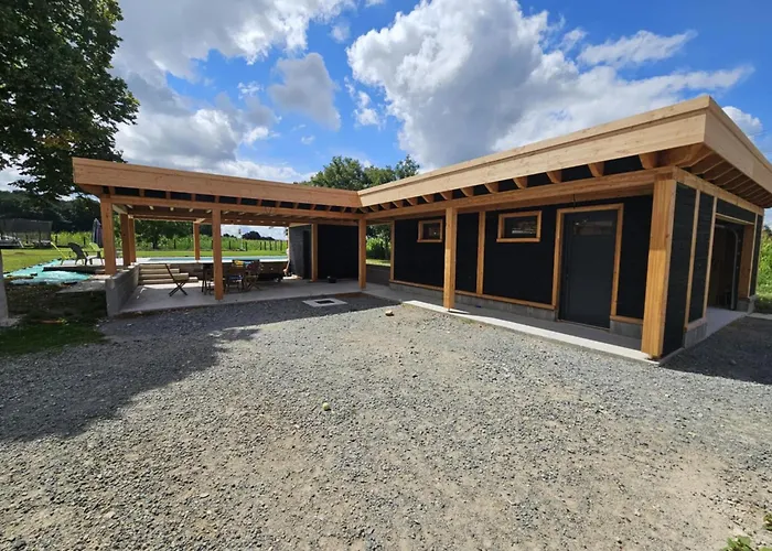 Maison 9 Personnes Pour Les événements Sportifs * Laigne-en-Belin